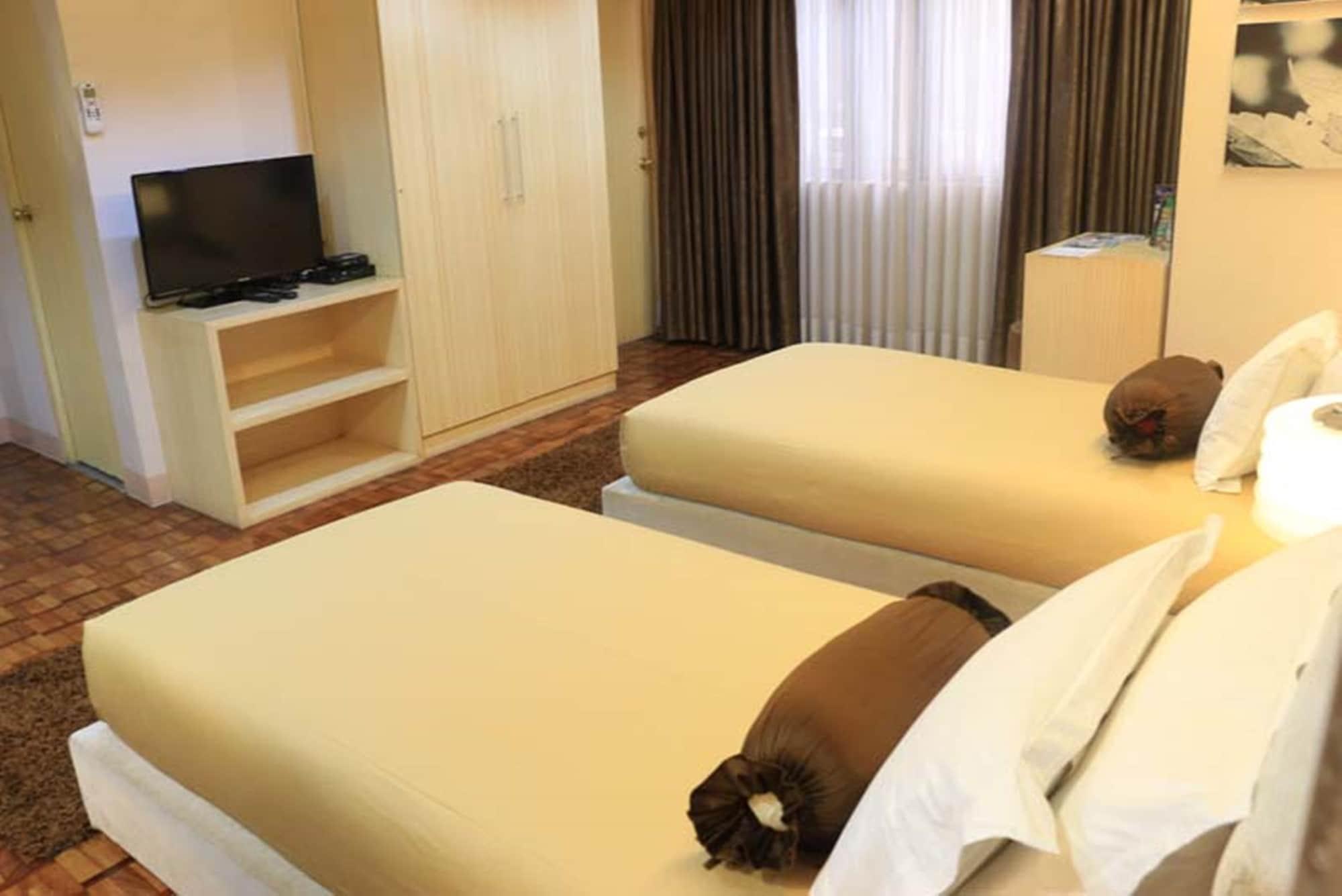 Prince Plaza II Condotel Makati City Dış mekan fotoğraf