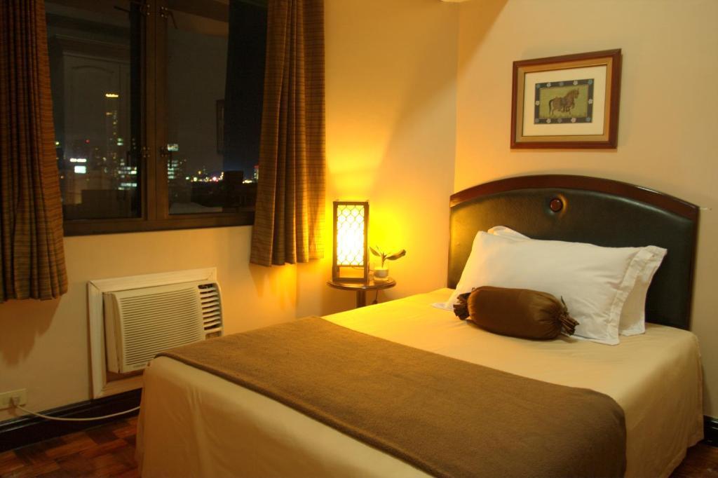 Prince Plaza II Condotel Makati City Oda fotoğraf